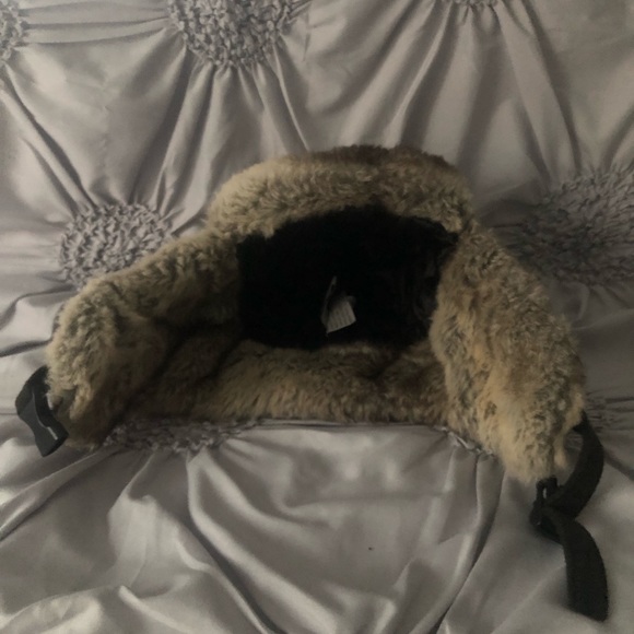 Appaman Toddler Boys Size large green militar color  Hat chin strap, Faux Fur - Picture 7 of 9